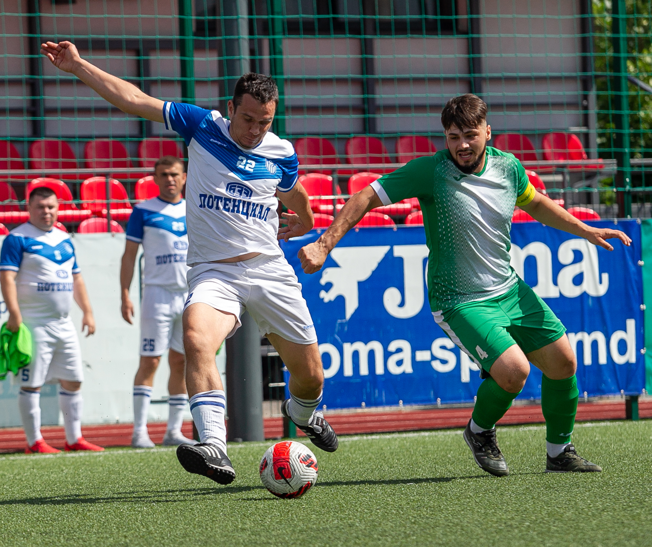 Плей футбол матчи. Uzbek Football Players.